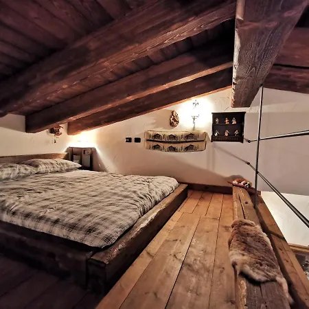 Apartman Hostdomus - Chalets Charm *