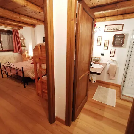 Hostdomus - Chalets Charm *