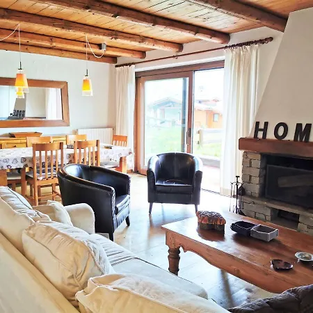 Hostdomus - Chalets Charm Apartman *