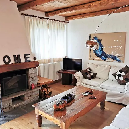 Hostdomus - Chalets Charm Апартаменты