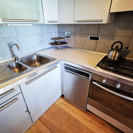 Hostdomus - Chalets Charm Apartman Sestriere