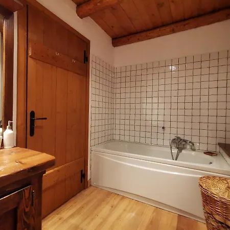 Hostdomus - Chalets Charm