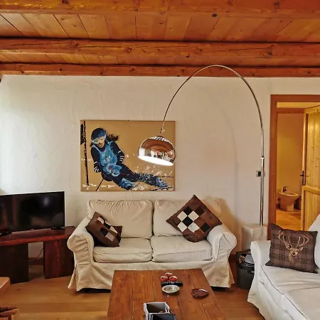 Apartman Hostdomus - Chalets Charm