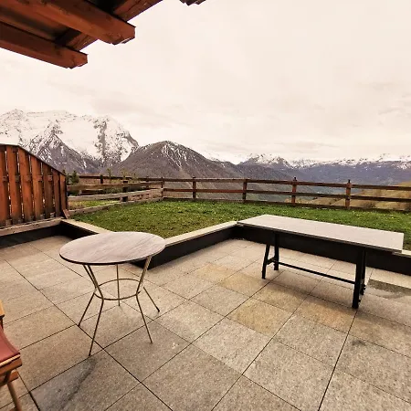 Apartman Hostdomus - Chalets Charm