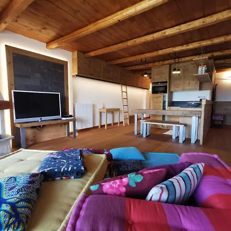 Hostdomus - Chalets Charm Sestriere